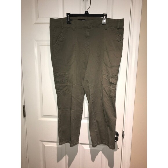 Pants - A.N.A A New Approach Cargo pants size 14 EUC